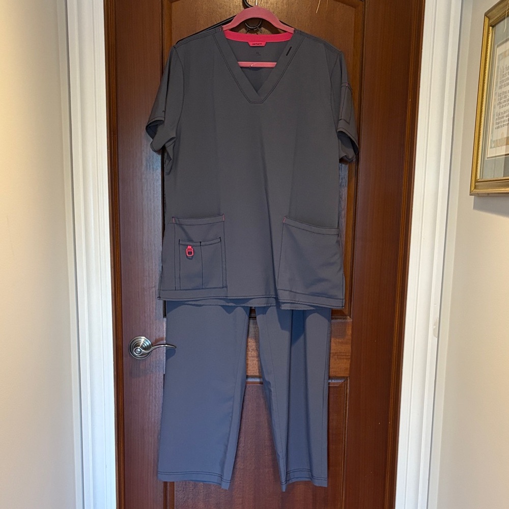 Gray Women's Scrub Set